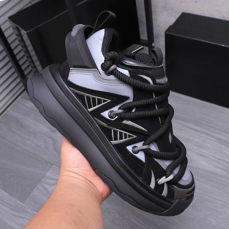 Amiri Bone Runner Sneaker — Black / White