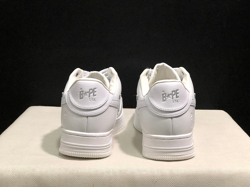 BAPE Bapesta Low —White